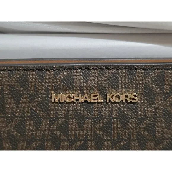 MICHAEL Michael Kors Trisha Medium Logo Crossbody Bag BROWN - Picture 6 of 9